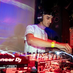 Trippy content - Dj Set (Debut Vox)