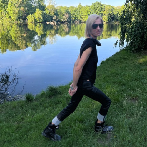 Kæte Tøne I DREIERLEI FEIEREI I KEMPen I 06 25