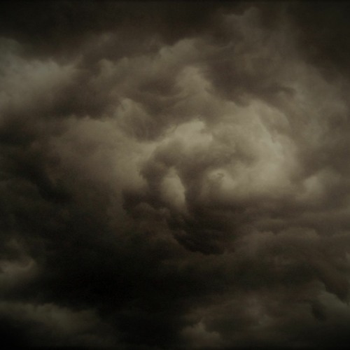 Kris Heretik "Storm is coming" April 2021 Mix (bis)
