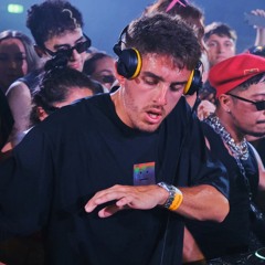 Pretending I’m a DJ
