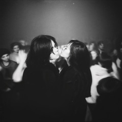 Static Kisses