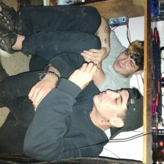 comoUNAdeDOS ** ** [ @suciobastardo:(^]