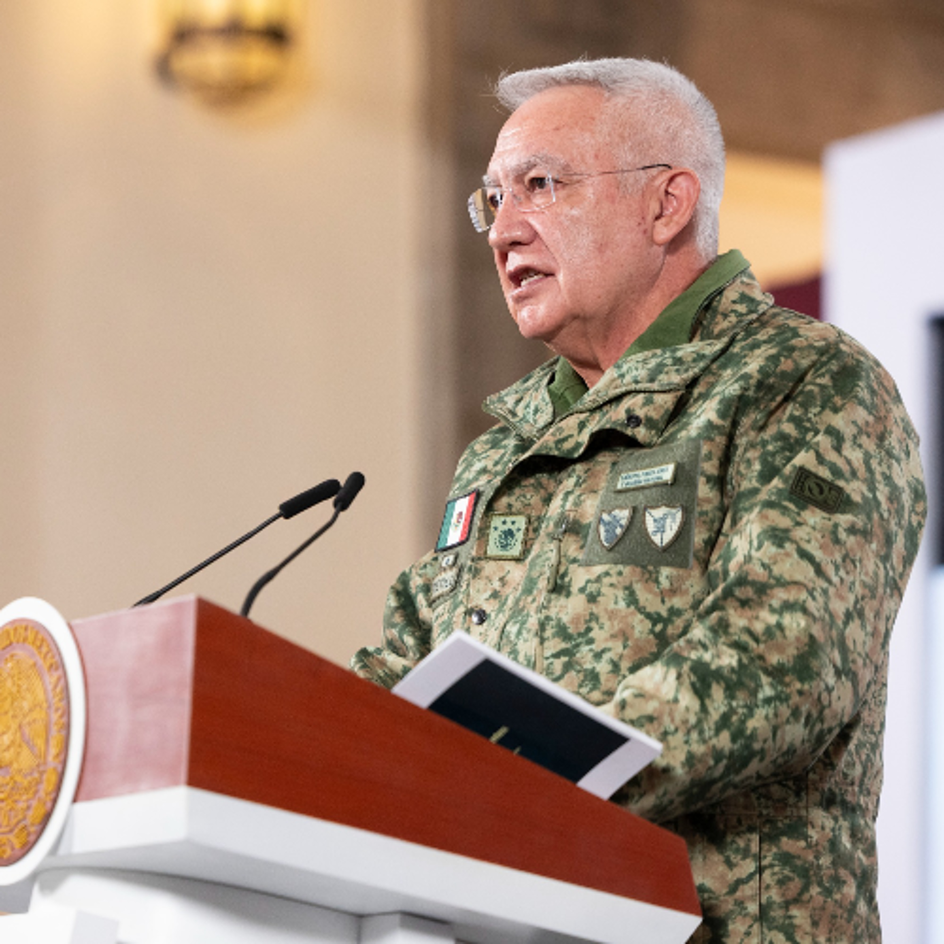 'El Mencho' fue ubicado por movimientos de su pareja sentimental, explicó el general Trevilla