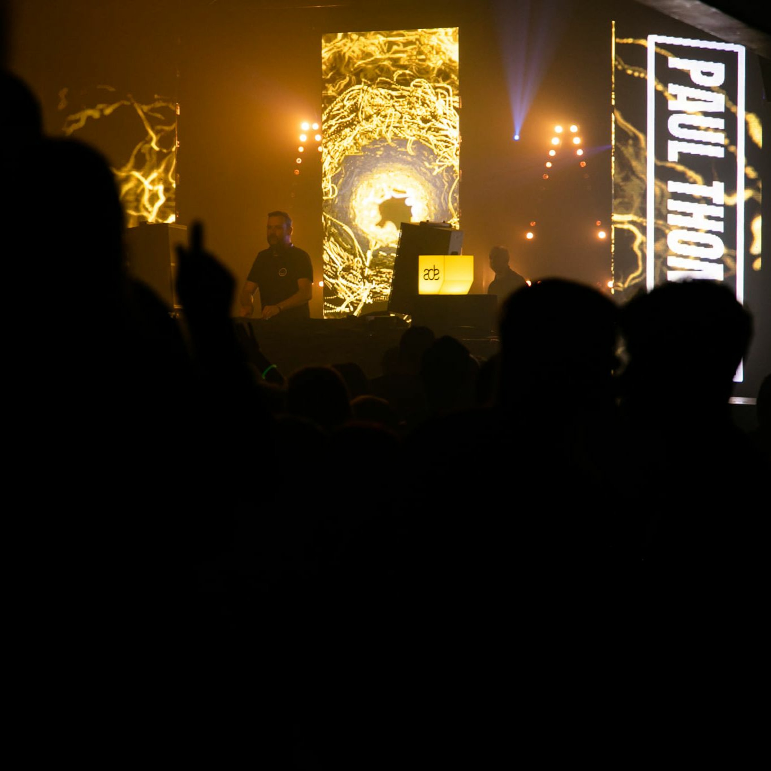 Paul Thomas presents UV Radio