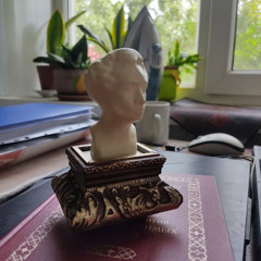 Никто не плачет о тебе - Стихи © Ирина Уральская