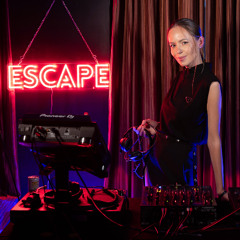 ESCAPE Live Series : Yulia Kasa 01