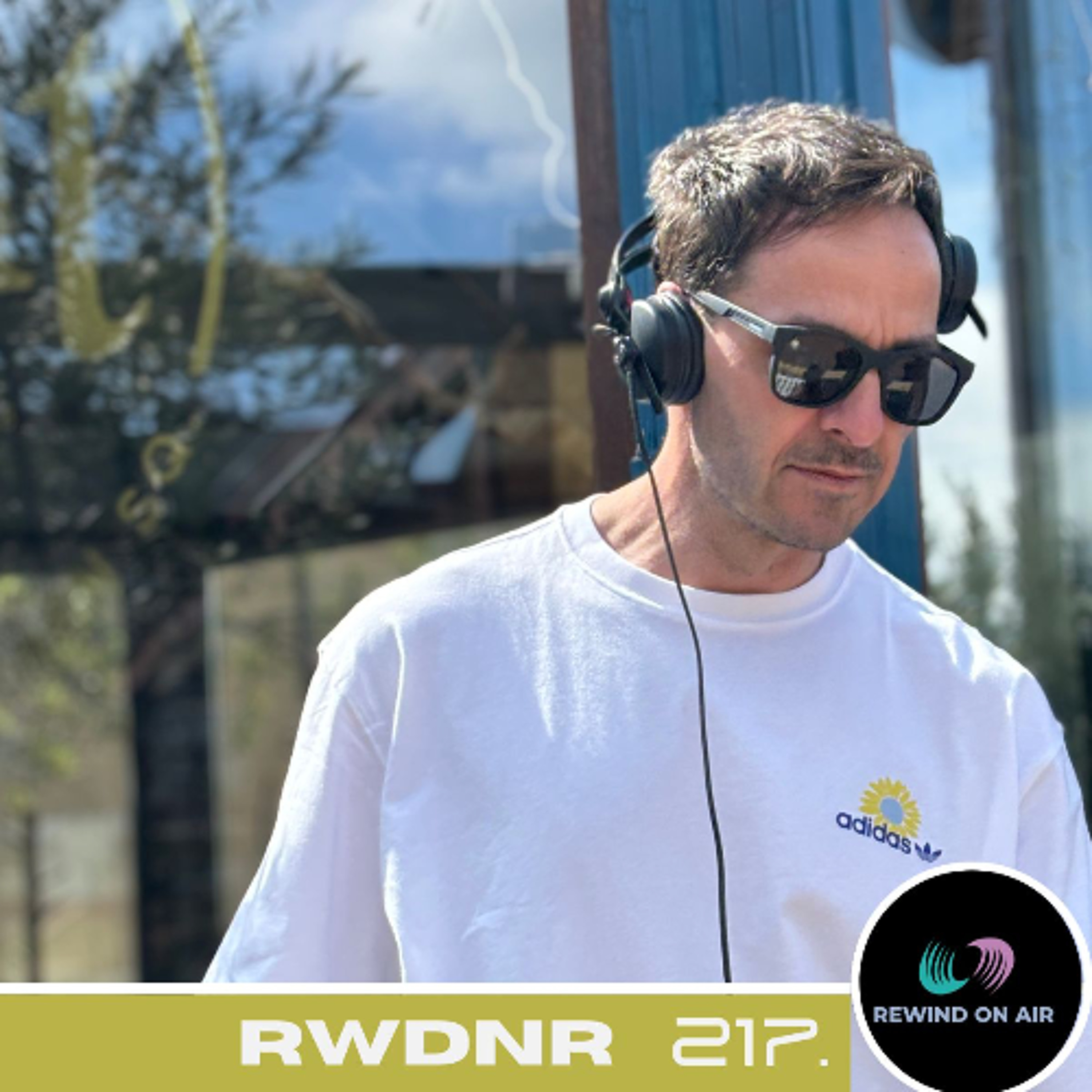 ROBERT SIMON - REWIND ON AIR RADIOSHOW 217. episode artwork
