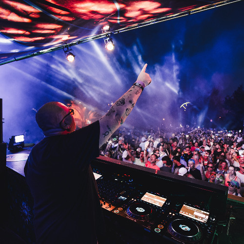 Yves Deruyter - Tomorrowland 2025 - Weekend 1 - Rise by Coca Cola stage - hosted by Cafeina
