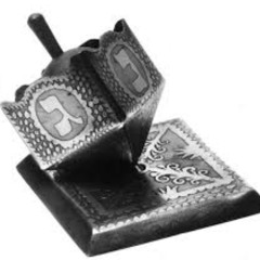 Drey Zikh, Dreydele (arr. C. Mlotek and E.Z. Levine for chorus and piano)