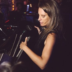 club mixes & podcasts