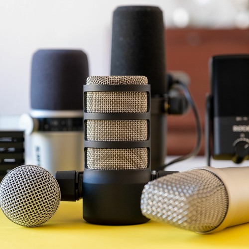 Stream Engadget  Listen to Podcast microphone comparisons