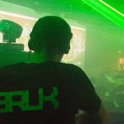 BRUK - LEAVE (4K FREE DOWNLOAD)