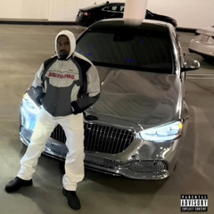 Kanye West - OH NO MY HOODIE, MY HOODIE