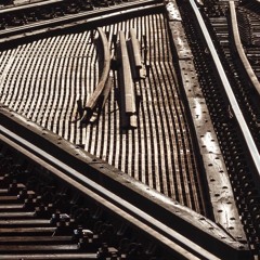 Glue It Right ('Bicep - Glue' vs. 'Nelly Furtado - Say It Right' Thom Koopman mashup)