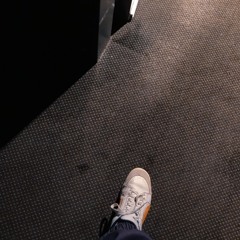 20220414 four tet - 0181/11 slowed + reverb .wav