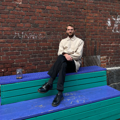 Luovatonttu w/ Adam Kit 18.09.2025