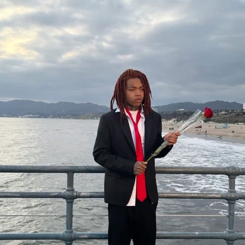 Chuckyy - My World [Fast]