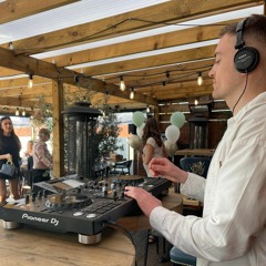 Live @ Olive Tree Roof Terrace (Day Time, Bank Holiday Saturday)