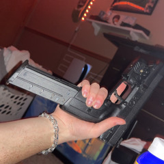 BACK ¡¡¡N BLØØD 🫵🏼