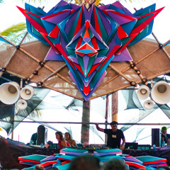 Dry Groove Live at @ Universo Paralello Festival 18 - 303 Stage 2024/25