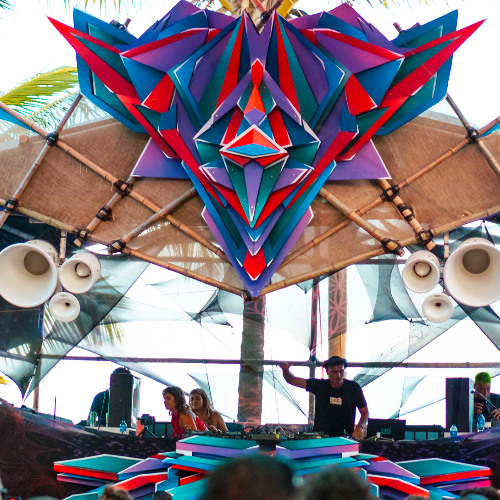 Dry Groove Live at @ Universo Paralello Festival 18 - 303 Stage 2024/25