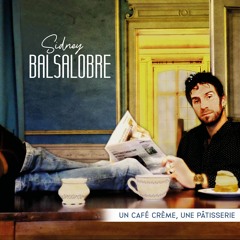 Un Café Crème Une Patisserie
