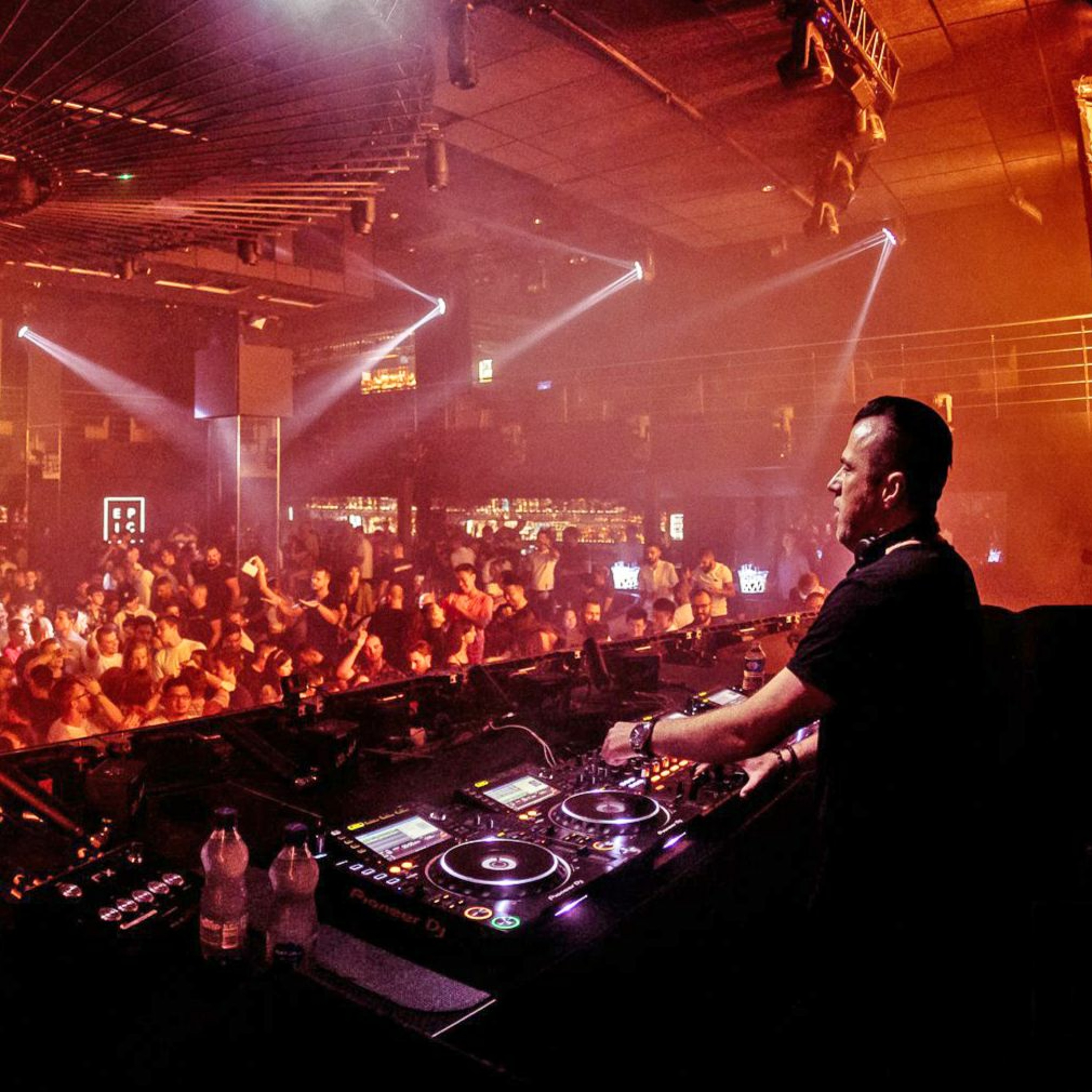 Jay Lumen live at Epic Prague Czech Republic 21-08-2021 episode artwork