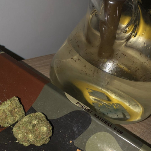 Stream peaches and cream champagne strawberries song by fhjbvjjhfx Listen online for free on