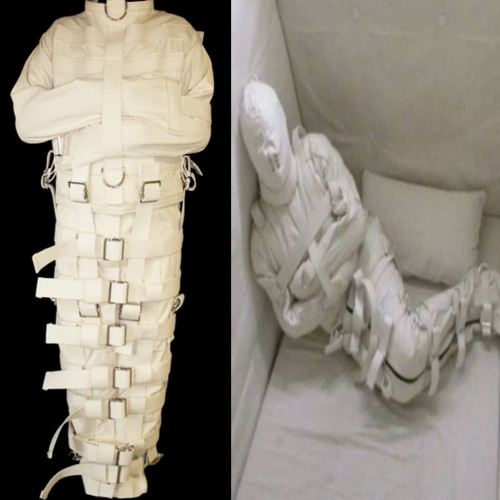straitjacket w suty @40kys