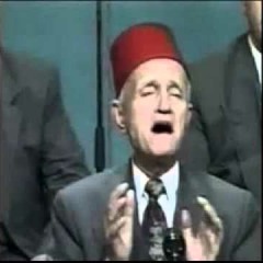 توفيق المنجد مولاي ضاقت بي الارجاء فخذ بيدي