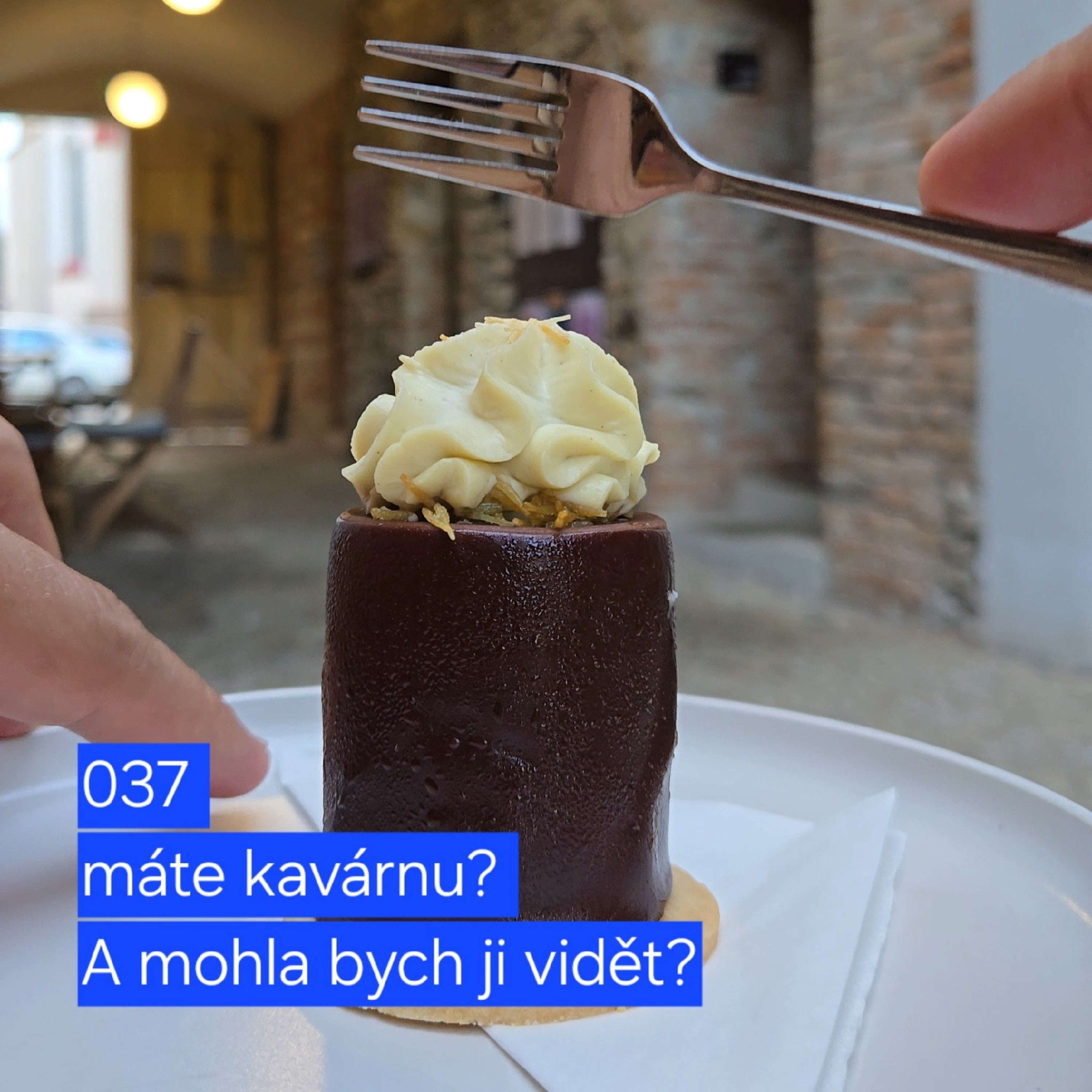 037 máte kavárnu a mohla bych ji vidět.m4a audiobook, Hana Kuncová, Lukáš Hejlík