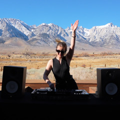 LIVE AT MT WHITNEY - HARD TECHNO/TRANCE