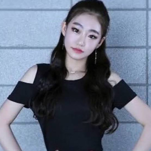 Trainee Julie Han-Strange Clouds