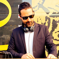 Chimi Hendrixx - Wedding DJ sample_03