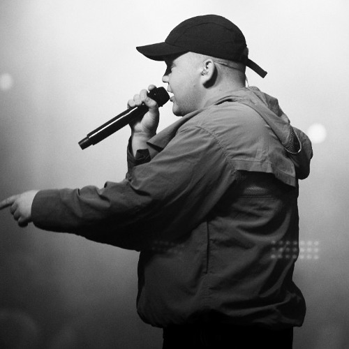 MAS - Stadion (live)