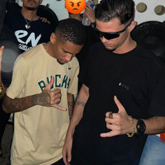 CRINA NEGRA - UIUIUI AIAIAI vs FUNK RJ [[ DJ MT DO PALACIO E DJ PL DE NITEROI ]]