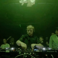 BOG XL x Voltage: Nevs