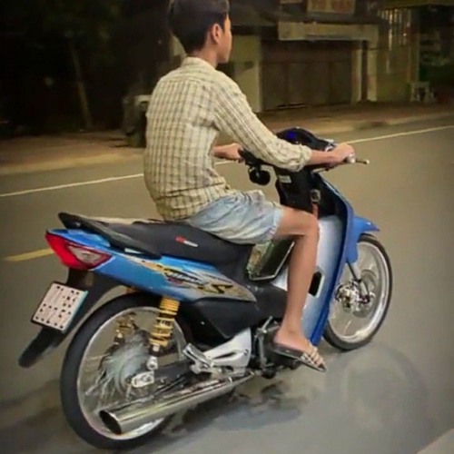 NST Trăm Năm Không Quên 2k25-Vietmix Badog Tu Con Kê