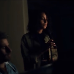 لست ابكي لا تروني ..