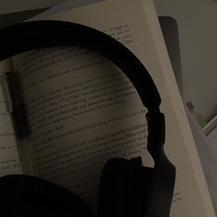 "Reading playlist🤎"