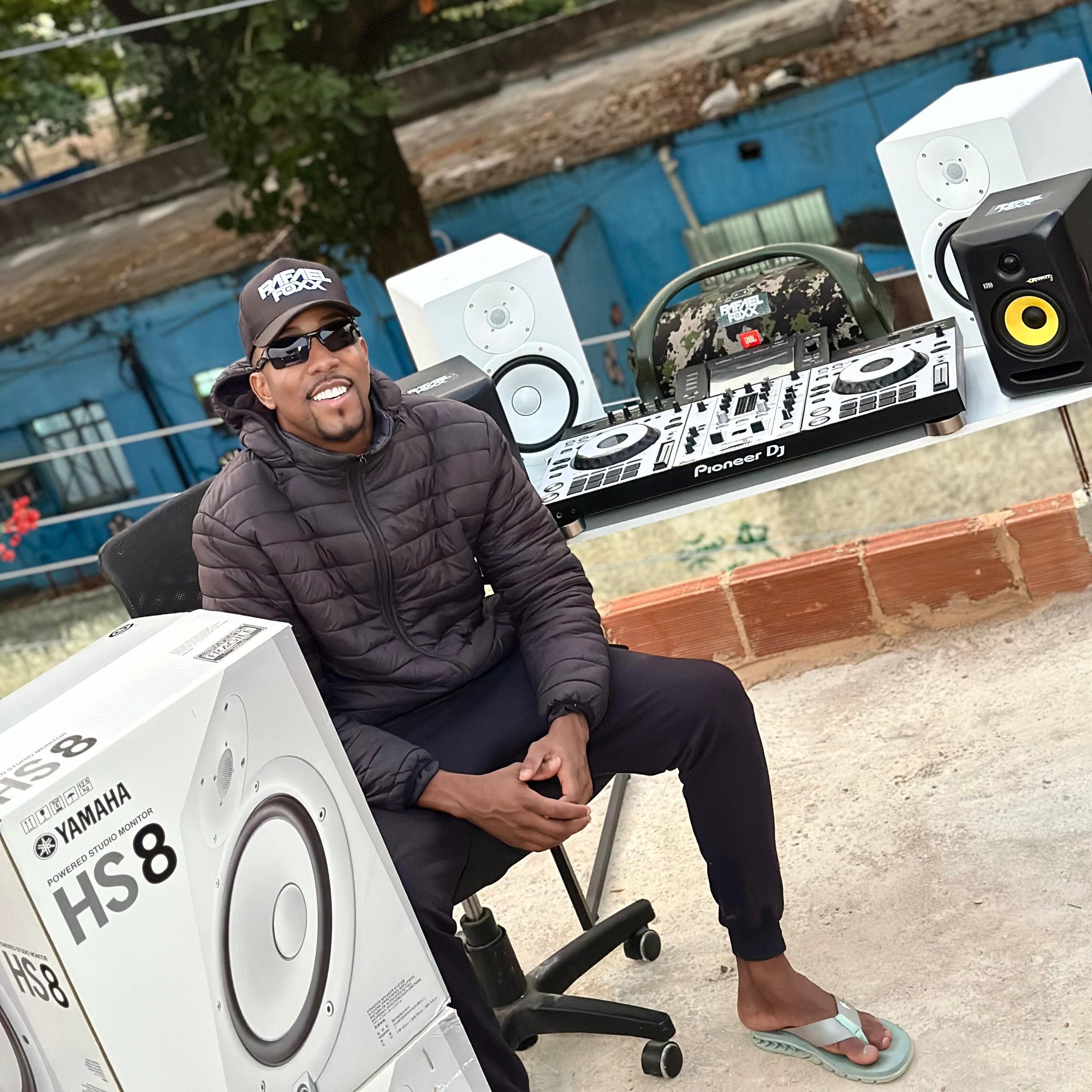 DJ RAFAEL FOXX