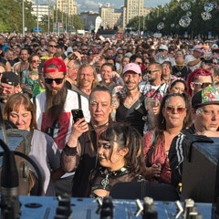 Zug Der Liebe Berlin 2025 set by Wiebe Roose