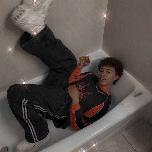 superstar - isaac dunbar