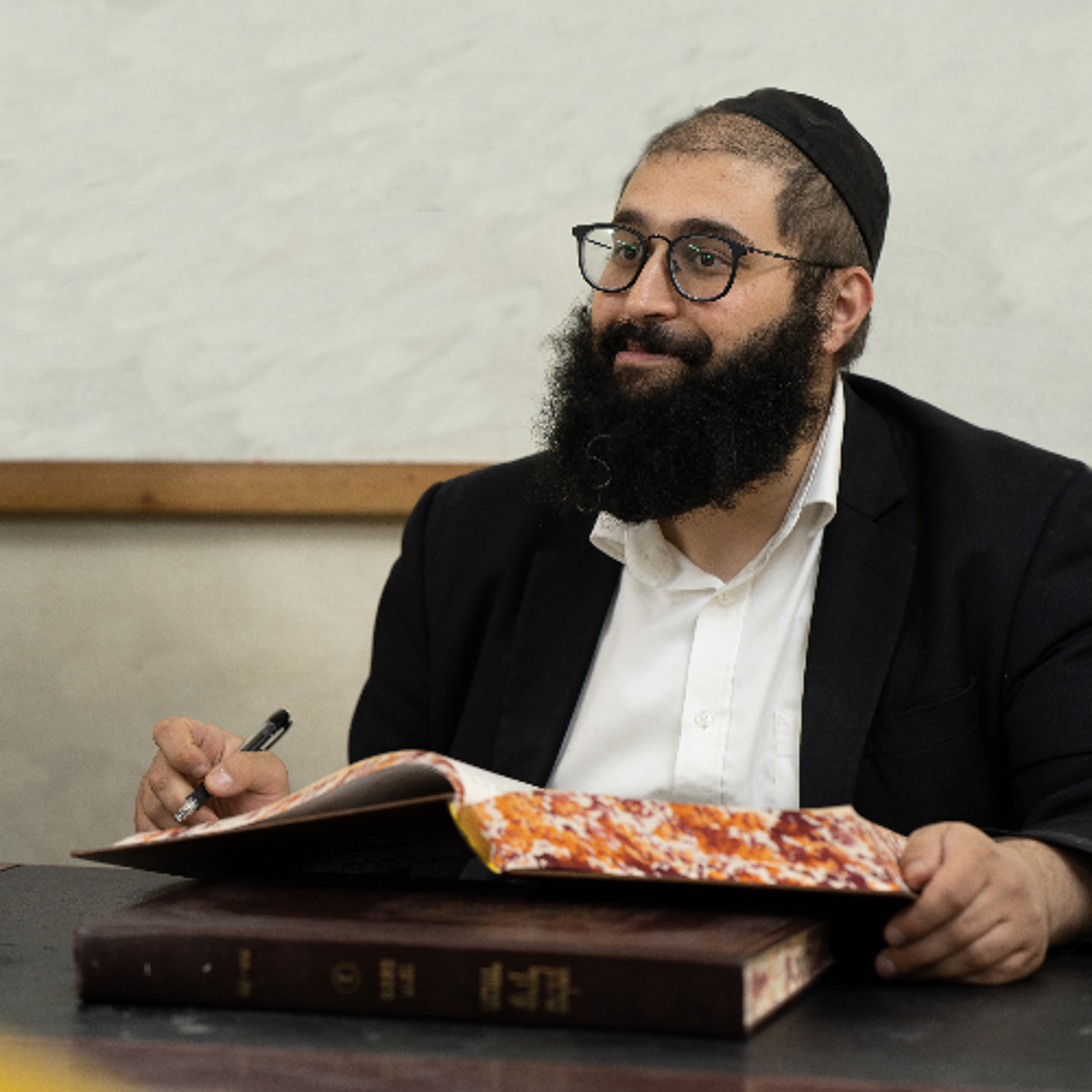 Yom Kippur what is it all about? with Rabbi Kaufmann episode artwork