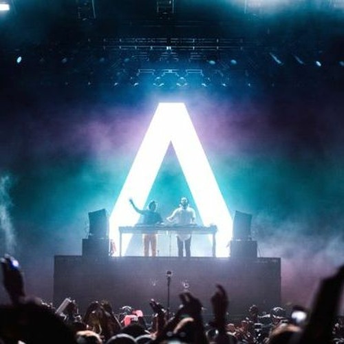 Axwell Λ Ingrosso - On My Way (live) (UMF Miami longer Intro Version)