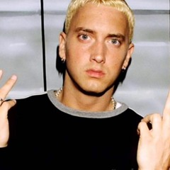 Eminem - Drop the bomb on em    remix