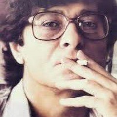 أنا آتٍ إلى ظل عينيكِ- محمود درويش