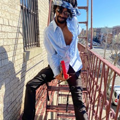 Bathroom Oral Extravaganza