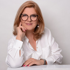 Az időtlen smink, Dévényi Kathy sminkmester-kozmetikus - Manna délután Péter Petrával 2025. 05. 28.