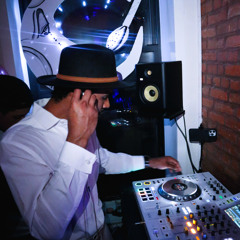 Amapiano Groove With Debow Touch Mix